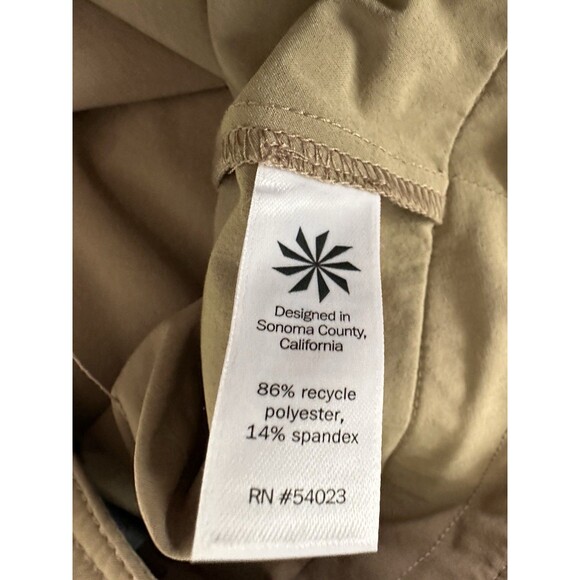 Athleta Soho Skort, Abalone tan  SIZE 4       v/70026462 back phone pocket zpper - Picture 9 of 11